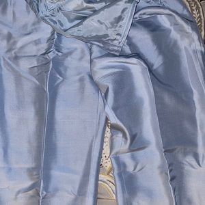 Silk pants and never wore from New York